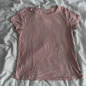 pink american eagle shirt